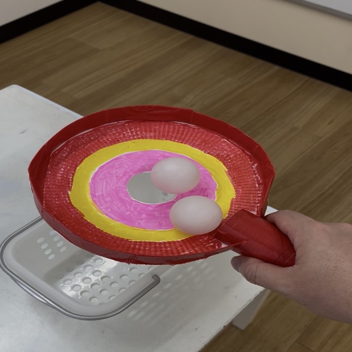 ハビー千葉教室　教材紹介！フライパンで色々な物を転がそう！画像②